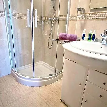 Comfortable In Excellent Location Apartment Torrevieja